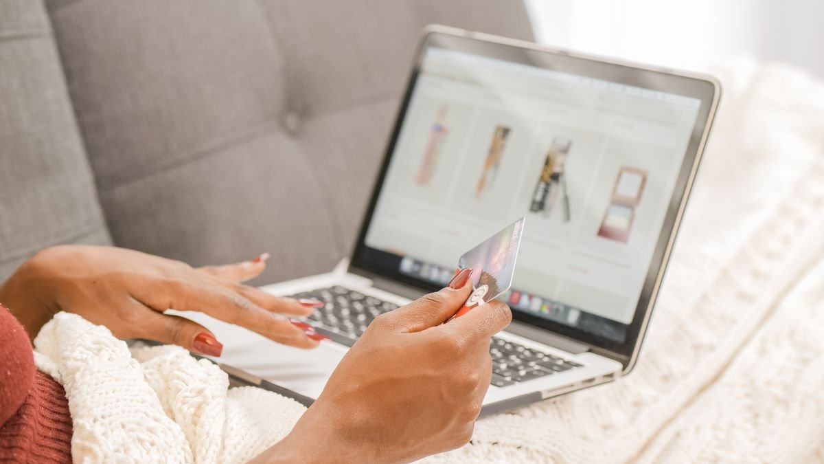 Como Evitar Compra por Impulso: Táticas Que Funcionam de Verdade